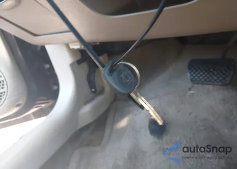 2004 Saturn Ion 2 из США, поврежденный, VIN 1G8AJ52F44Z182846